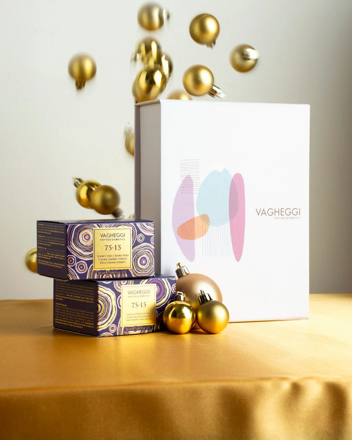 MILYEN A KLASSZIKUS- ÉS AZ ÚJHULLÁMOS WEBSHOP FOTÓ?